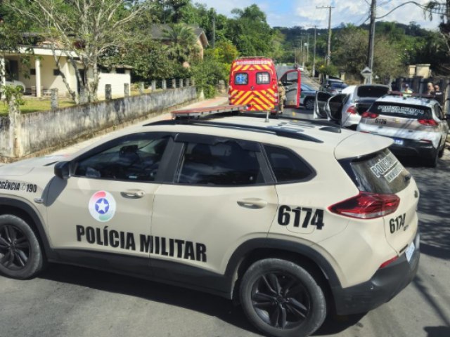 Os dois envolvidos eram um casal de Orleans, sendo que ambos possuam passagens por trfico de drogas