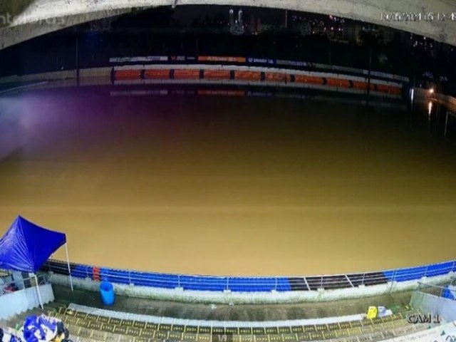 Estdio da estreia do Atltico Tubaro na Srie B do Catarinense  alagado por chuva