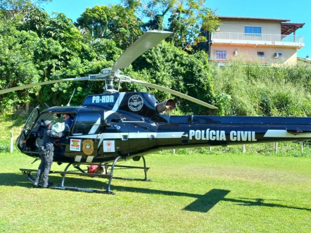 Beb sofre queimadura no olho com gua fervente