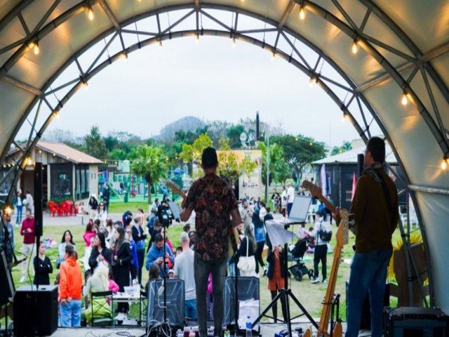 Apresentao musical embala programao do Domingo no Parque