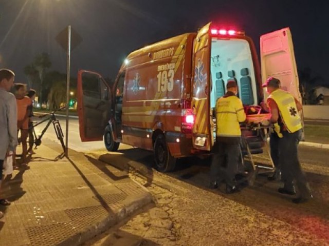 Motociclista fica ferido aps acidente com carro em Morro da Fumaa