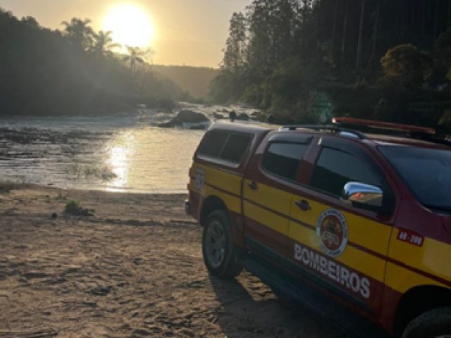 Jovem morre afogado em cachoeira de So Martinho