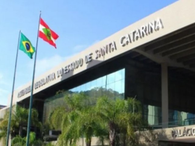 Alesc avana com PEC para selecionar novo hino de Santa Catarina