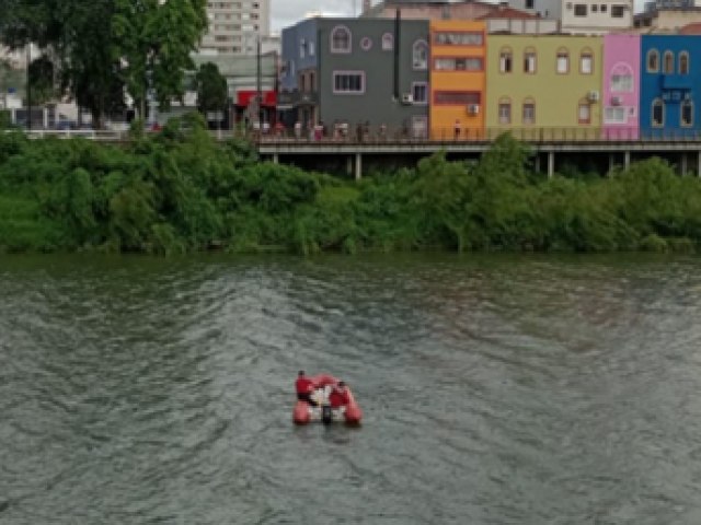 Buscas por homem desaparecido no Rio Tubaro continuam