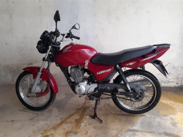 Motocicleta  furtada durante teste com comprador no bairro So Martinho