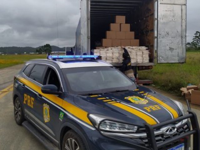 Carreta  interceptada na BR-101 com 1,36 toneladas de cocana