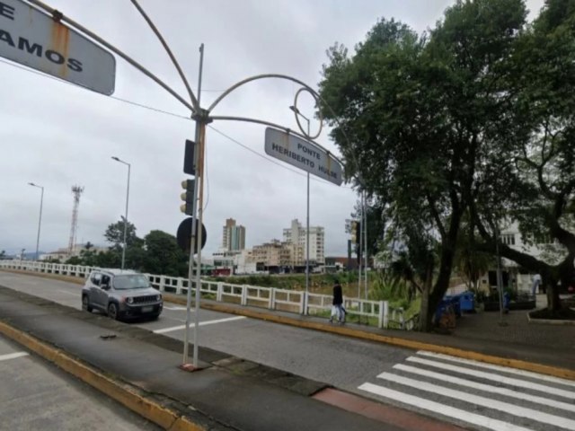 Ponte do Centro de Tubaro ser fechada na segunda-feira