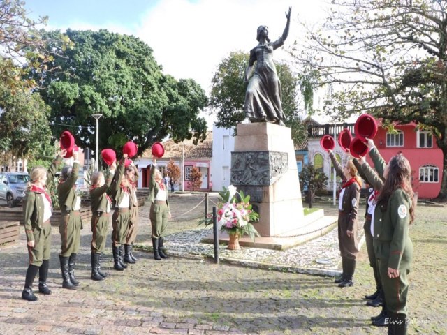 Laguna Celebra os 204 Anos de Nascimento de Anita Garibaldi