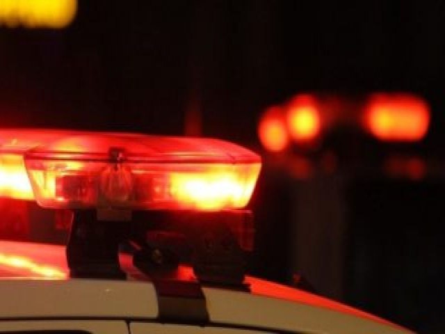 Adolescente � contido por populares ap�s furtar motocicleta