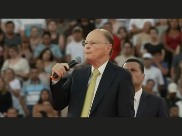 PF cerca o Banco Digimais e vai atr�s de R$ 670 milh�es atribu�dos a Edir Macedo