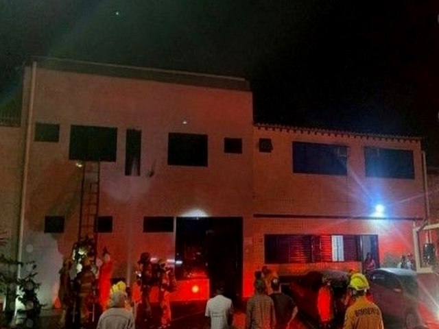 Incndio atinge pousada em Braslia e duas pessoas morrem