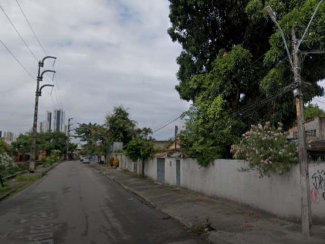 Passageiros so mortos a tiros durante corrida de aplicativo no bairro do Bongi