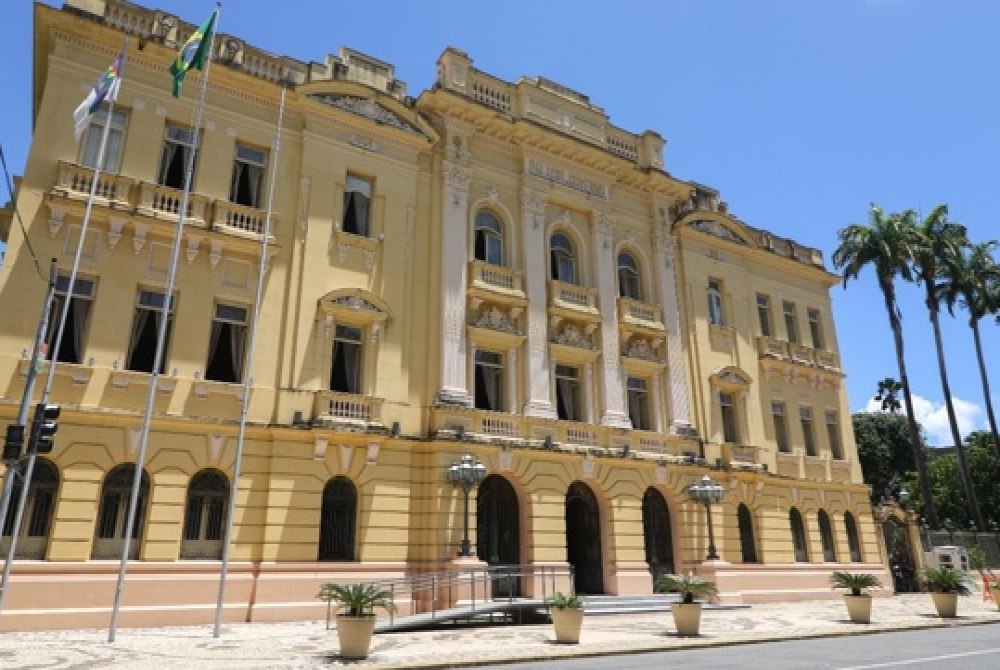  Governo de Pernambuco decreta ponto facultativo na sexta-feira ap�s feriado do Dia da Consci�ncia Negra