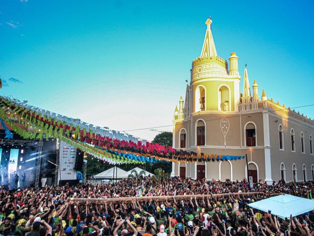 SECULT de Barbalha abre credenciamento para manifesta��es art�sticas e culturais na Festa do Pau da Bandeira
