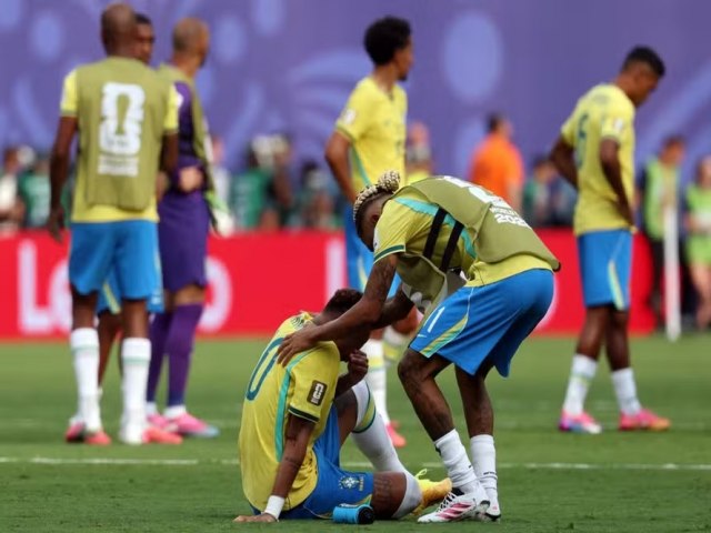 Cada jogador da sele��o brasileira que participou da copa do mundo  receber�  R$ 1,1 milh�o