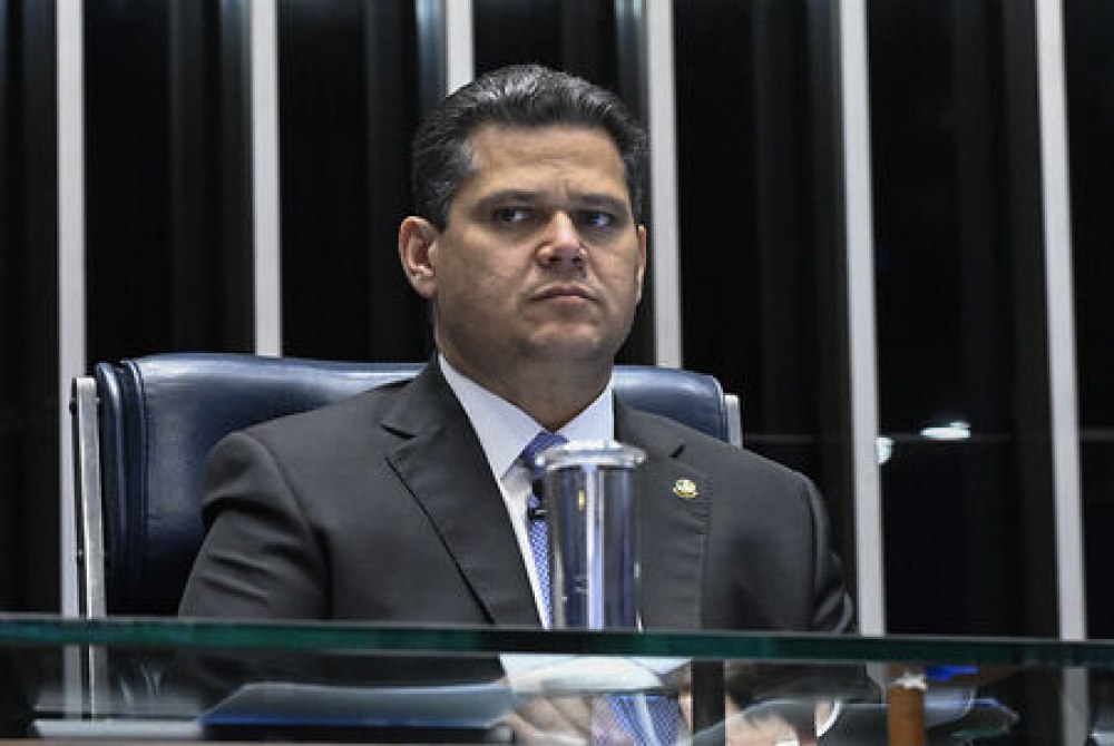 Guimar�es V� Alcolumbre Pronto para Recompor com Lula e Preve? Avanc?o da PEC 6x1 Sem 