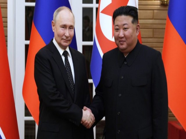 Vladimir Putin oferece ajuda  Coreia do Norte aps enchentes no pas