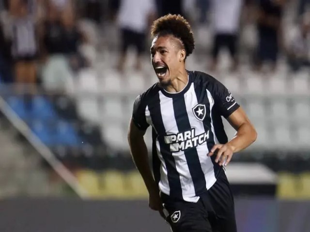 Botafogo encaminha retorno do zagueiro Adryelson; veja detalhes da negociao