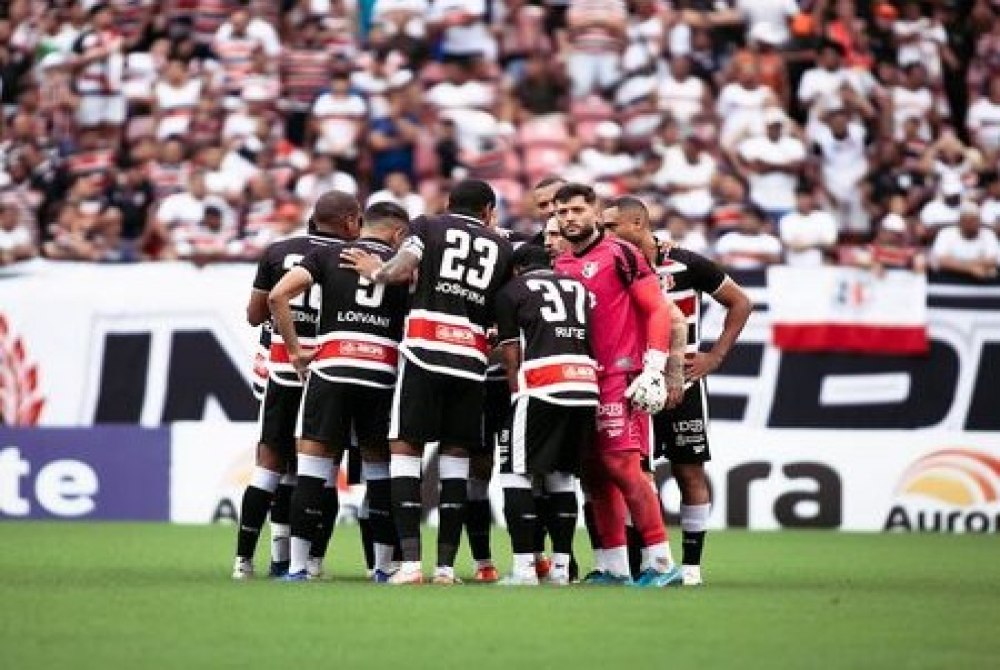 Santa Cruz Visita o Maring� em 'Jogo de Seis Pontos' de Olho no G-8 da S�rie C