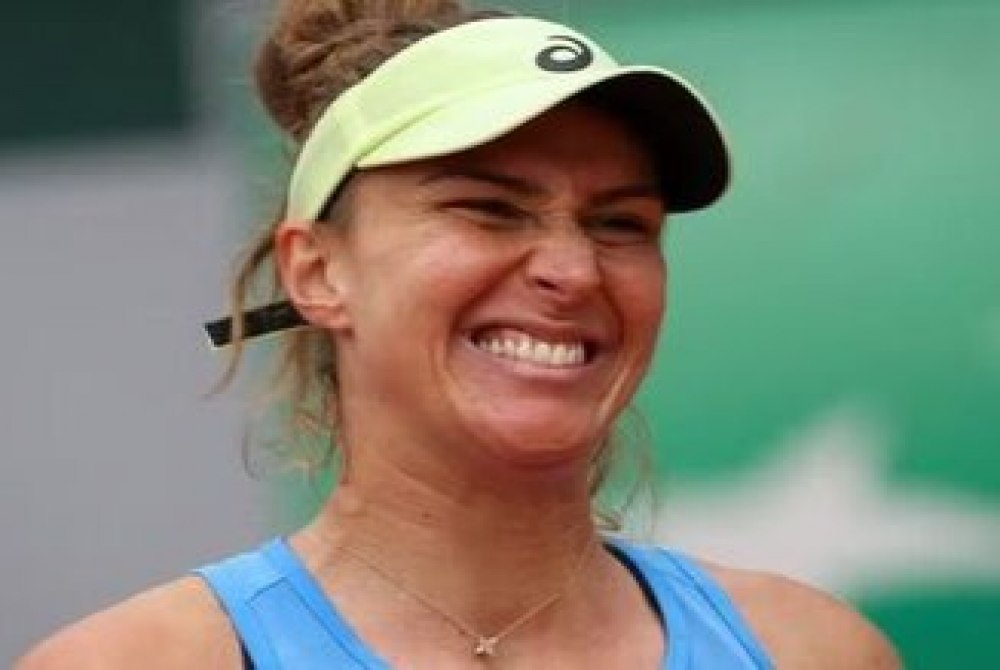 Bia Haddad Comemora Anivers�rio com Vit�ria e Vaga nas Oitavas de Duplas em Roland Garros