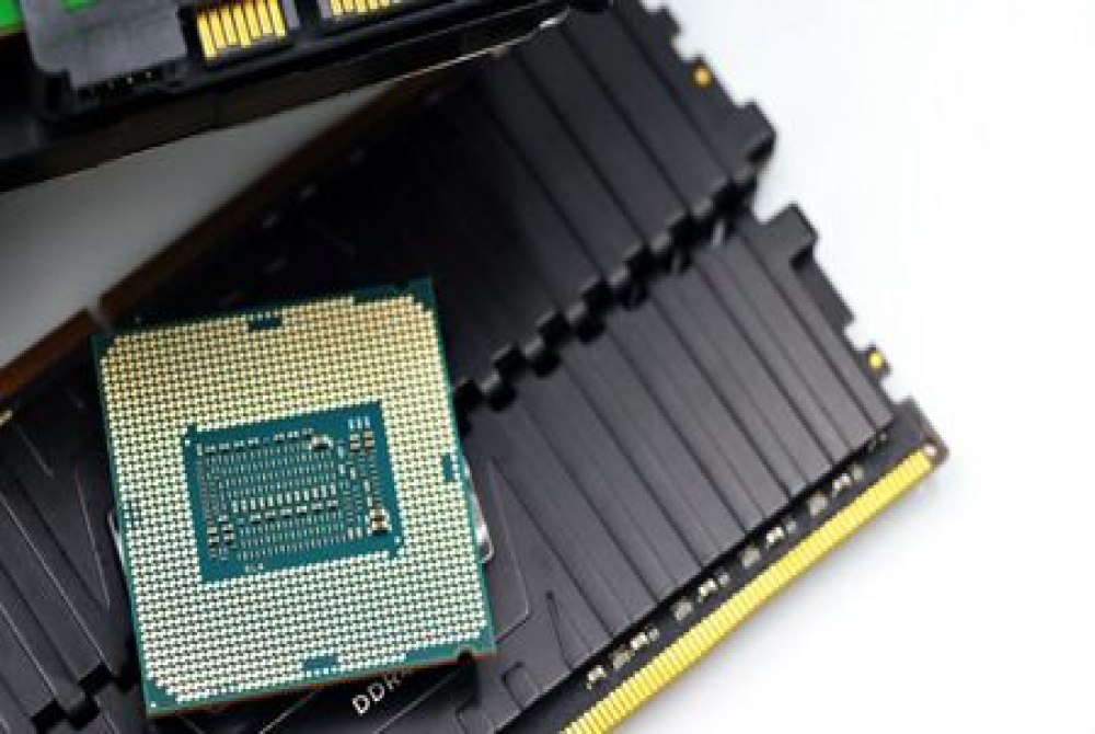 Deputados dos EUA Exigem que Secret�rio de Com�rcio Pro�ba Compra de Chips de Mem�ria de Gigantes Chinesas