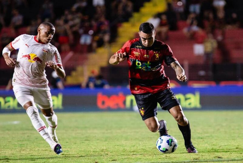Sport joga mal, perde do RB Bragantino em plena Ilha do Retiro e segue na lanterna do Brasileir�o