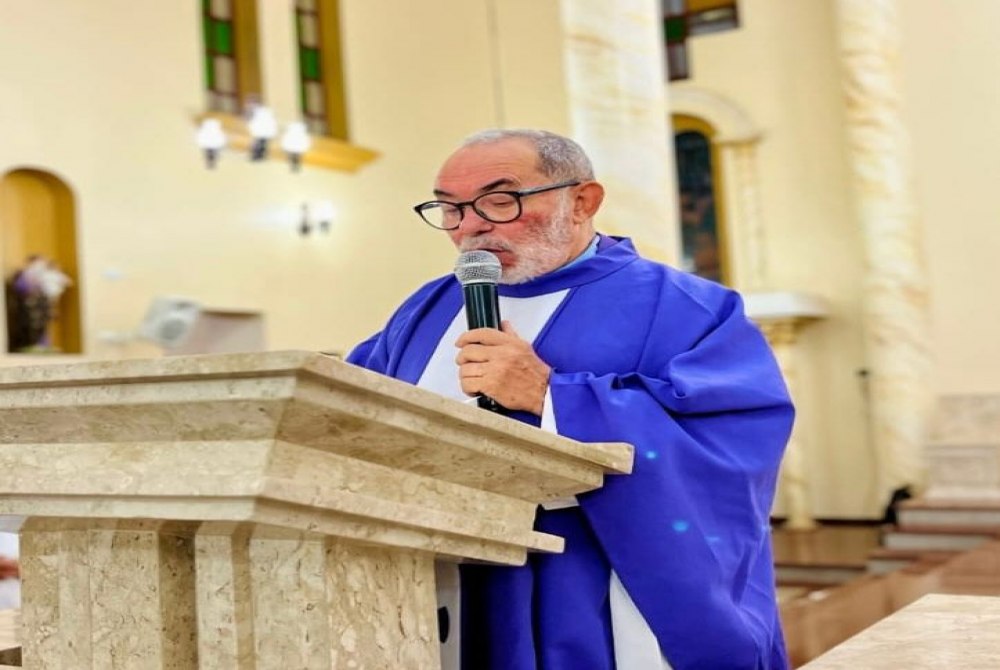 Monsenhor Jos� do Patroc�nio retorna � Par�quia de Nossa Senhora da Concei��o, em Canhotinho
