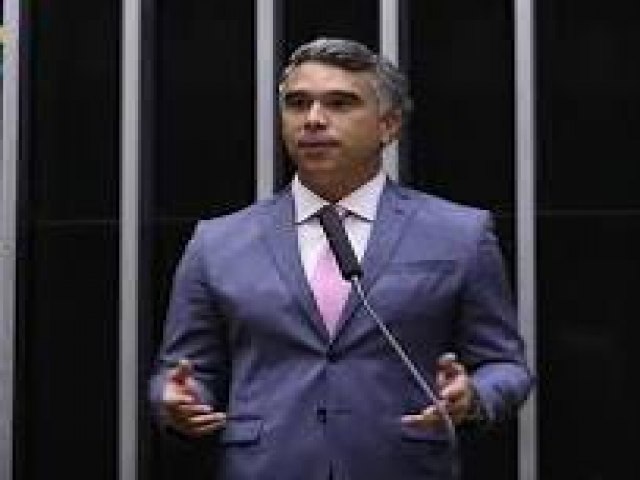 Rafael Brito se compromete a implementar piso salarial dos agentes comunitrios e de sade