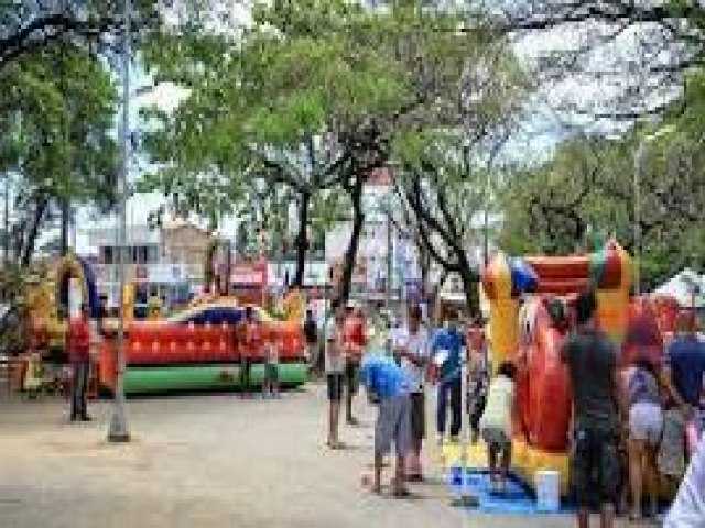 '13 pela primeira vez': ambulantes celebram vendas no Parque do Centenrio