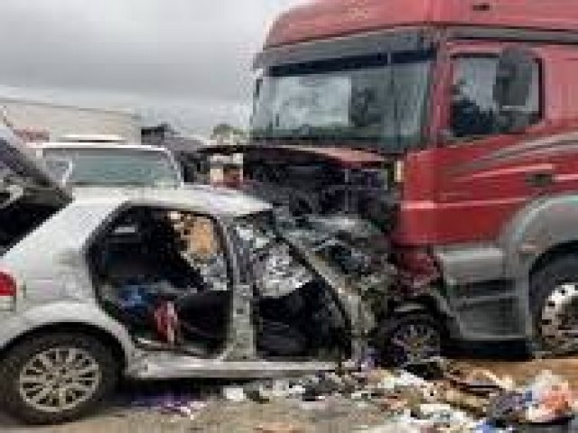 Fam�lia alagoana morta em acidente de carro em Minas Gerais � identificada