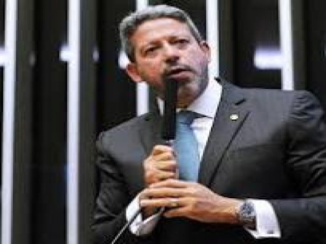 Arthur Lira n�o espera mais por JHC e sinaliza independ�ncia