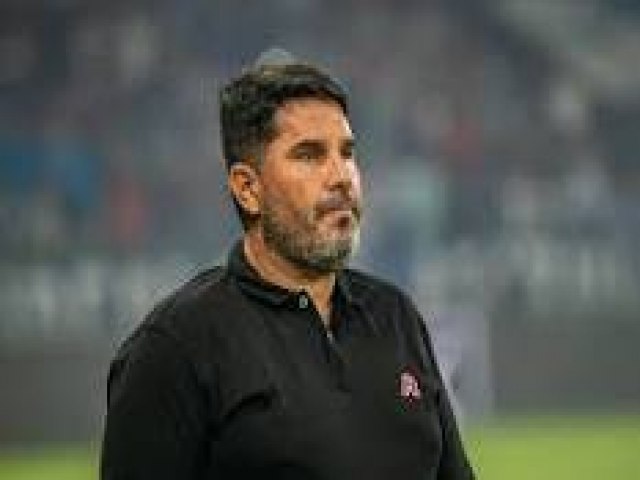 CRB demite Barroca ap�s sofrer goleada do Londrina