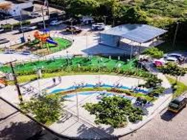 �rea abandonada d� lugar a espa�o de lazer no S�o Jorge