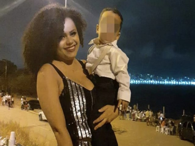 Corpo de Mulher que Decapitou o Prprio Filho  Desenterrado e Queimado por Populares em Pernambuco