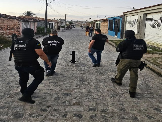 Polcia Civil cumpre mandados de priso contra suspeitos de homicdio em Tomar do Geru