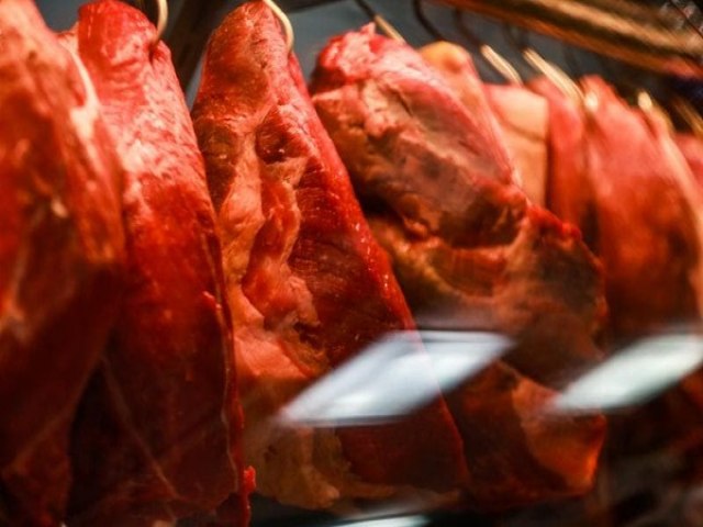 Preo das carnes sobe 5,8% e  maior impacto da inflao de alimentos de outubro; veja quanto subiu cada corte