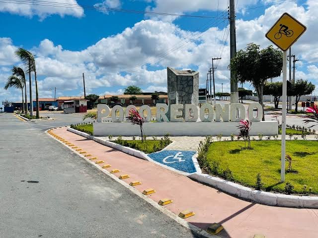 Suspenso de Carros-Pipa e Transporte Escolar em Poo Redondo Aprofunda Crise para Populao Aps Eleies