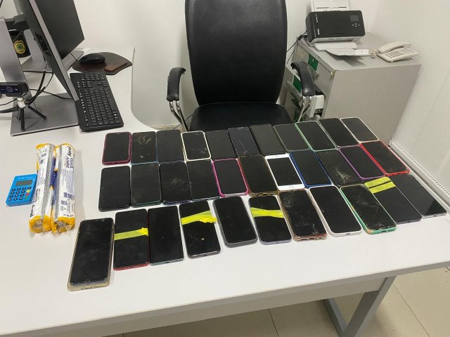 Segurana Pblica recupera cerca de 100 celulares e inicia procedimento de catalogao dos aparelhos recuperados