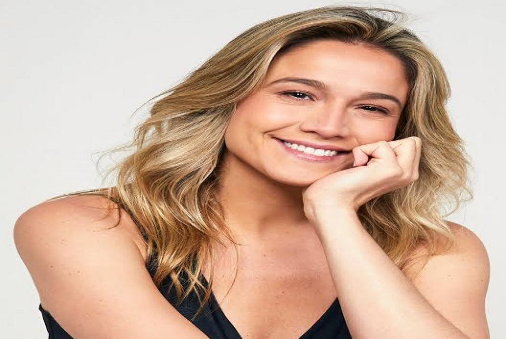 Ex-Globo, Fernanda Gentil assina com nova emissora por tr�s anos