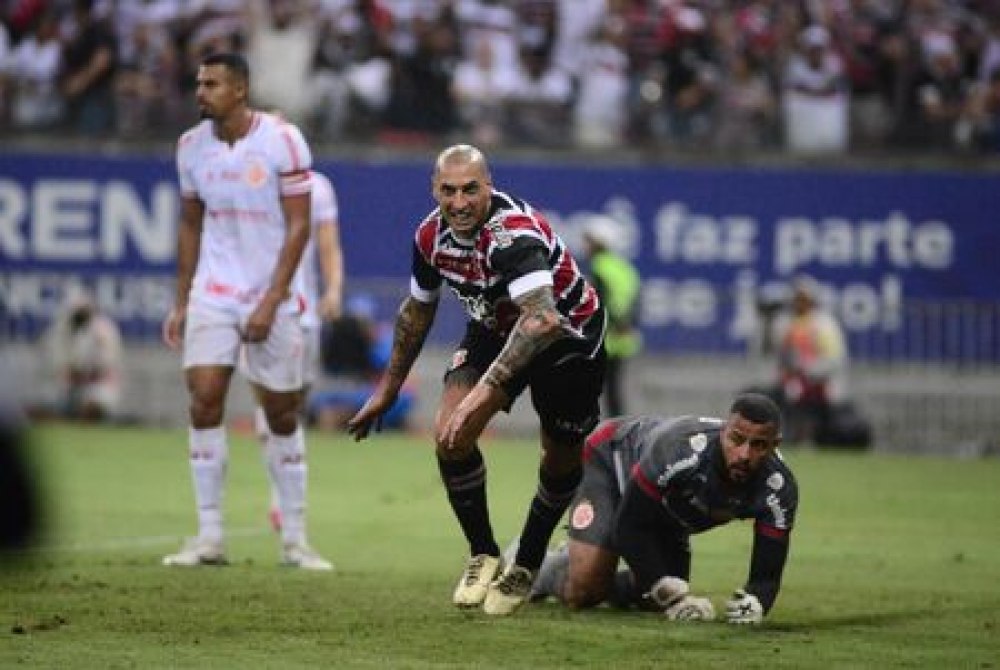 Santa Cruz faz dever de casa e vence América-RN em jogo de ida na Arena de Pernambuco Santa Cruz faz dever de casa e vence América-RN em jogo de ida na Arena de Pernambuco