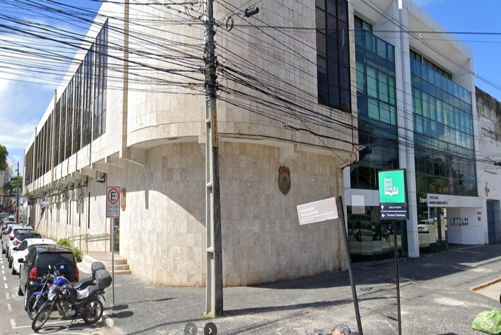 PF prende mulher que tentou sacar mais de R$ 1 milh�o com documento falso ag�ncia da Caixa Econ�mica Federal no Agreste