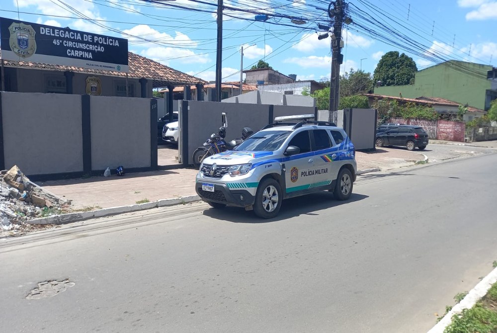 Opera��o da Pol�cia Civil e Militar prende suspeito de tr�fico em Carpina