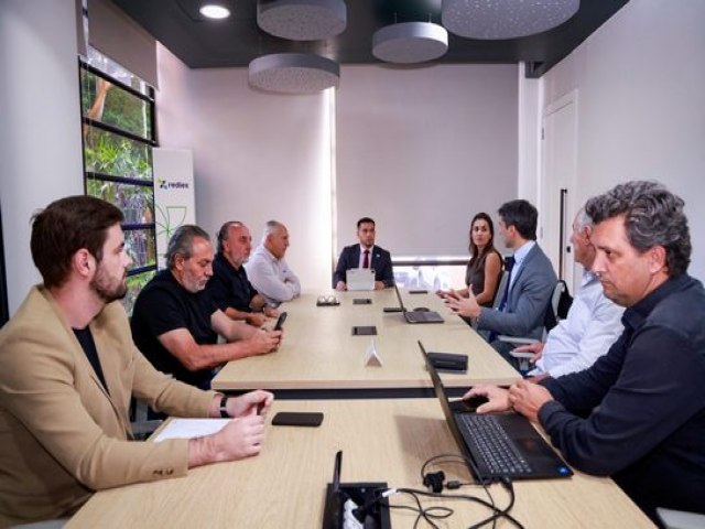 Cadena productiva av�cola se fortalece con inversi�n de USD 50 millones y 200 empleos directos